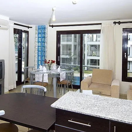 Side Garden Apartament *