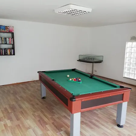 Garden Apartment Side