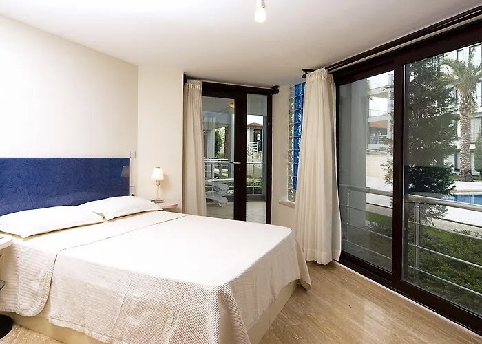 Lägenhet Side Garden