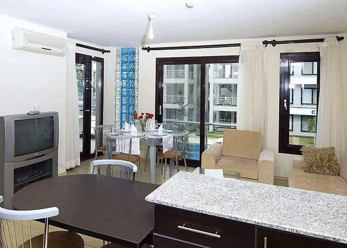 Side Garden Lägenhet *