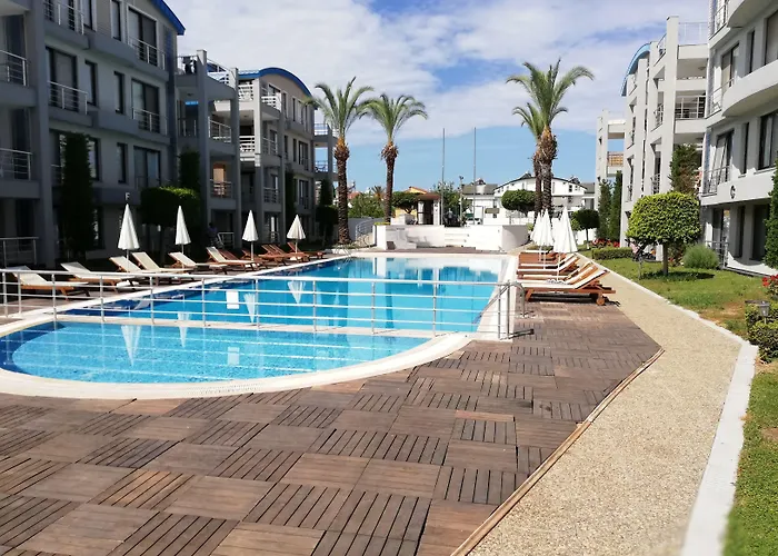 Side Garden Διαμέρισμα *