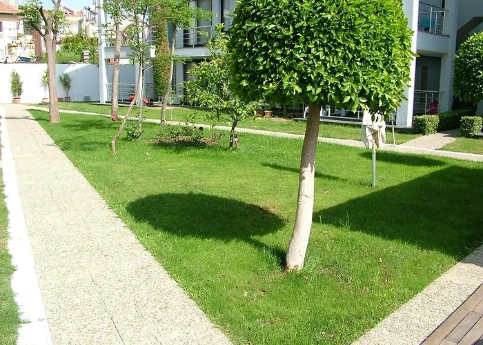 Side Garden Διαμέρισμα