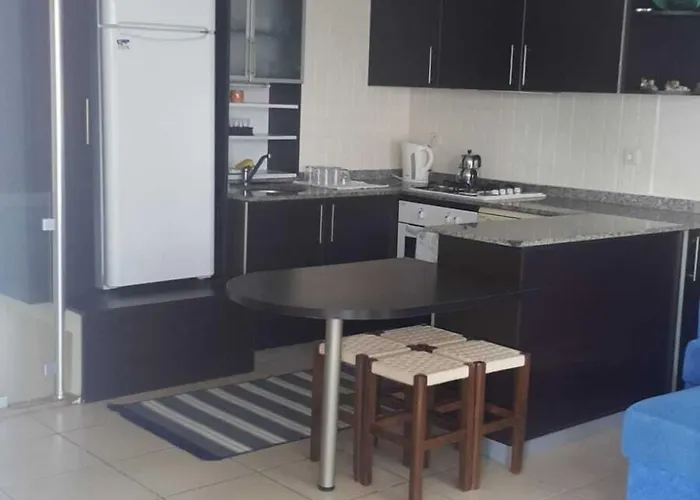 Side Garden Lägenhet *