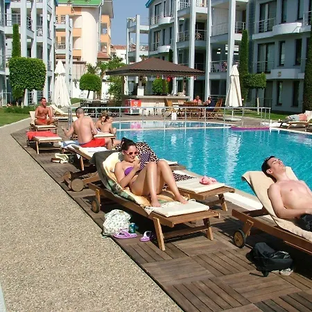 Side Garden * Manavgat